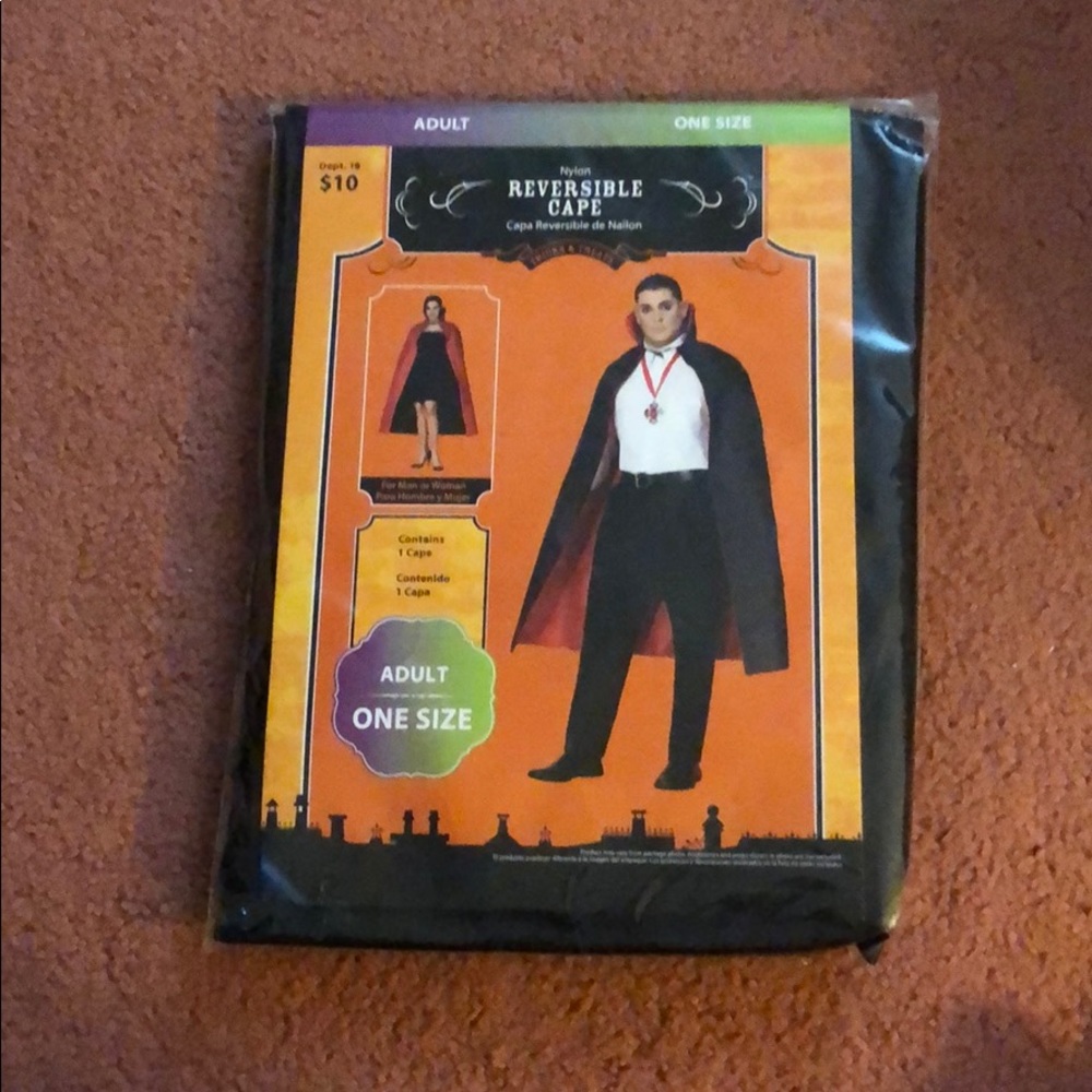 NWT Adult Reversible One Size Cape